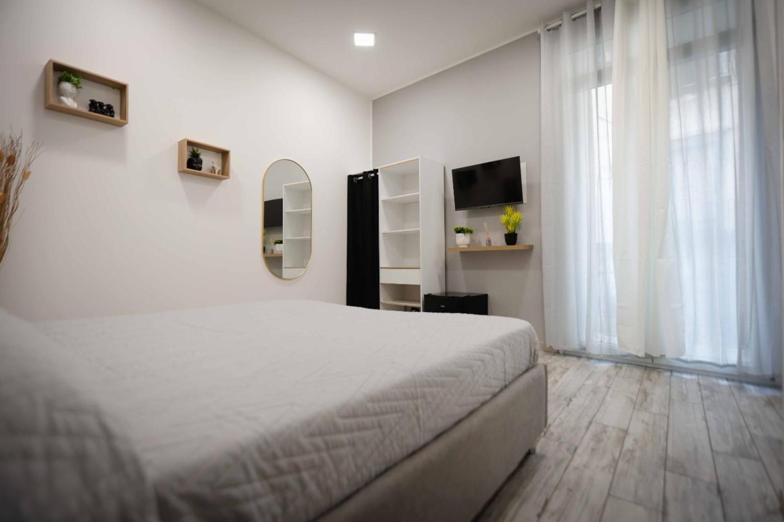 Stay In The Heart Of Salerno - Near The Duomo "La Finestra Sul Borgo" Zewnętrze zdjęcie