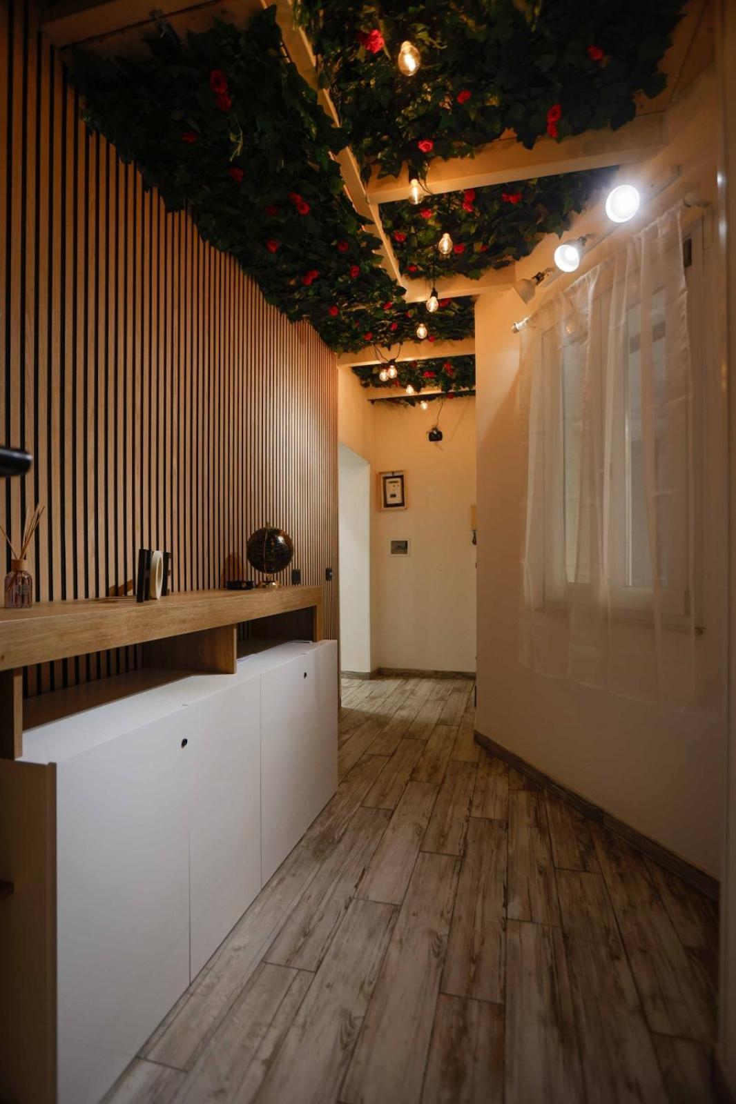 Stay In The Heart Of Salerno - Near The Duomo "La Finestra Sul Borgo" Zewnętrze zdjęcie